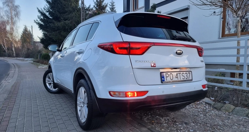 Kia Sportage cena 76999 przebieg: 126000, rok produkcji 2018 z Stryków małe 436